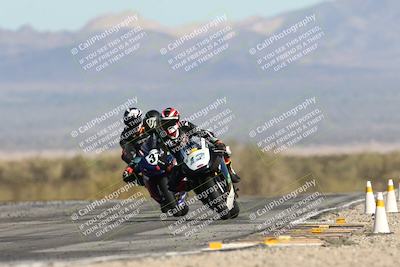 media/Dec-07-2025-CVMA (Sun) [[3e7d2de5dc]]/Race 8-Middleweight Shootout/